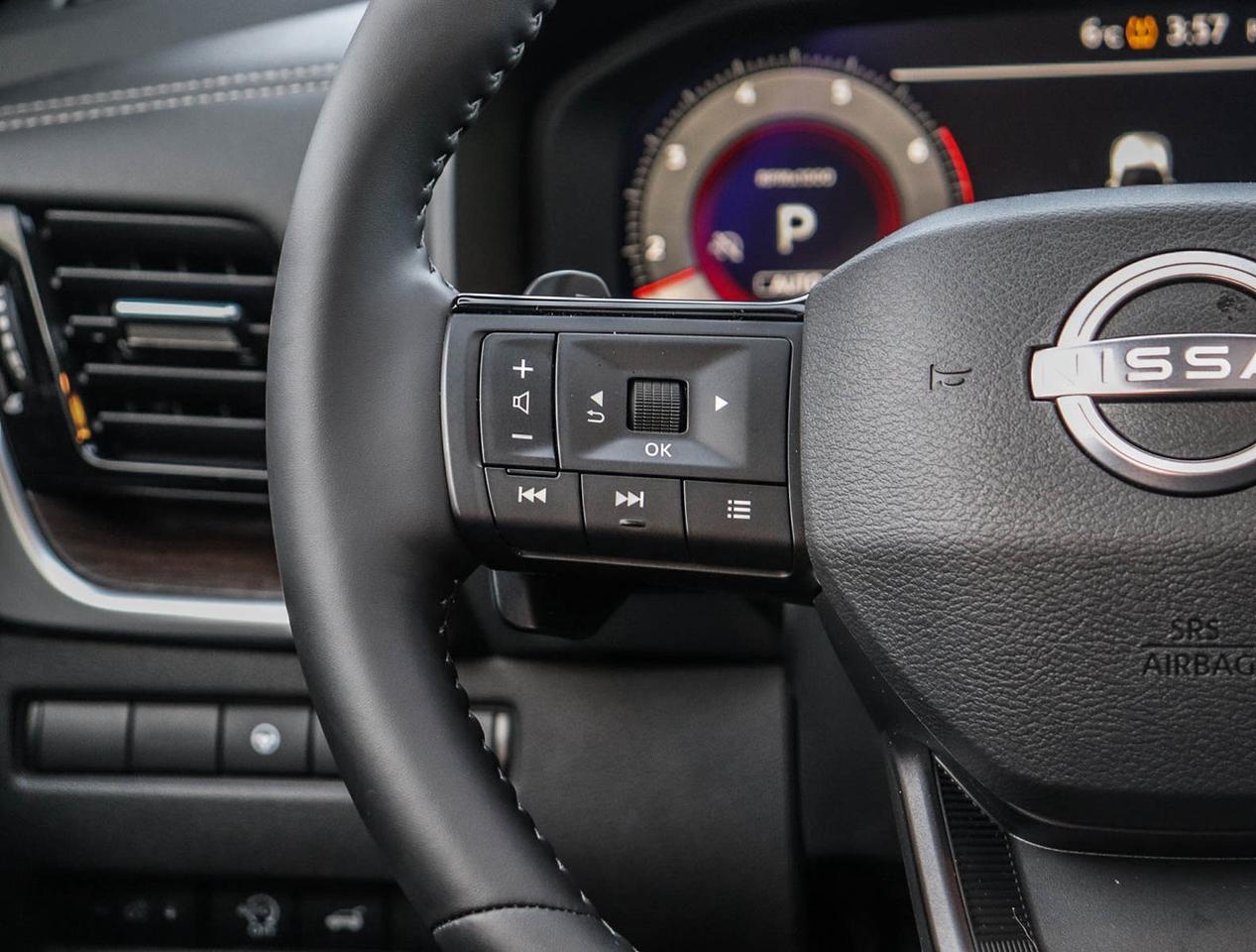 2026 Nissan Rogue Platinum Photo