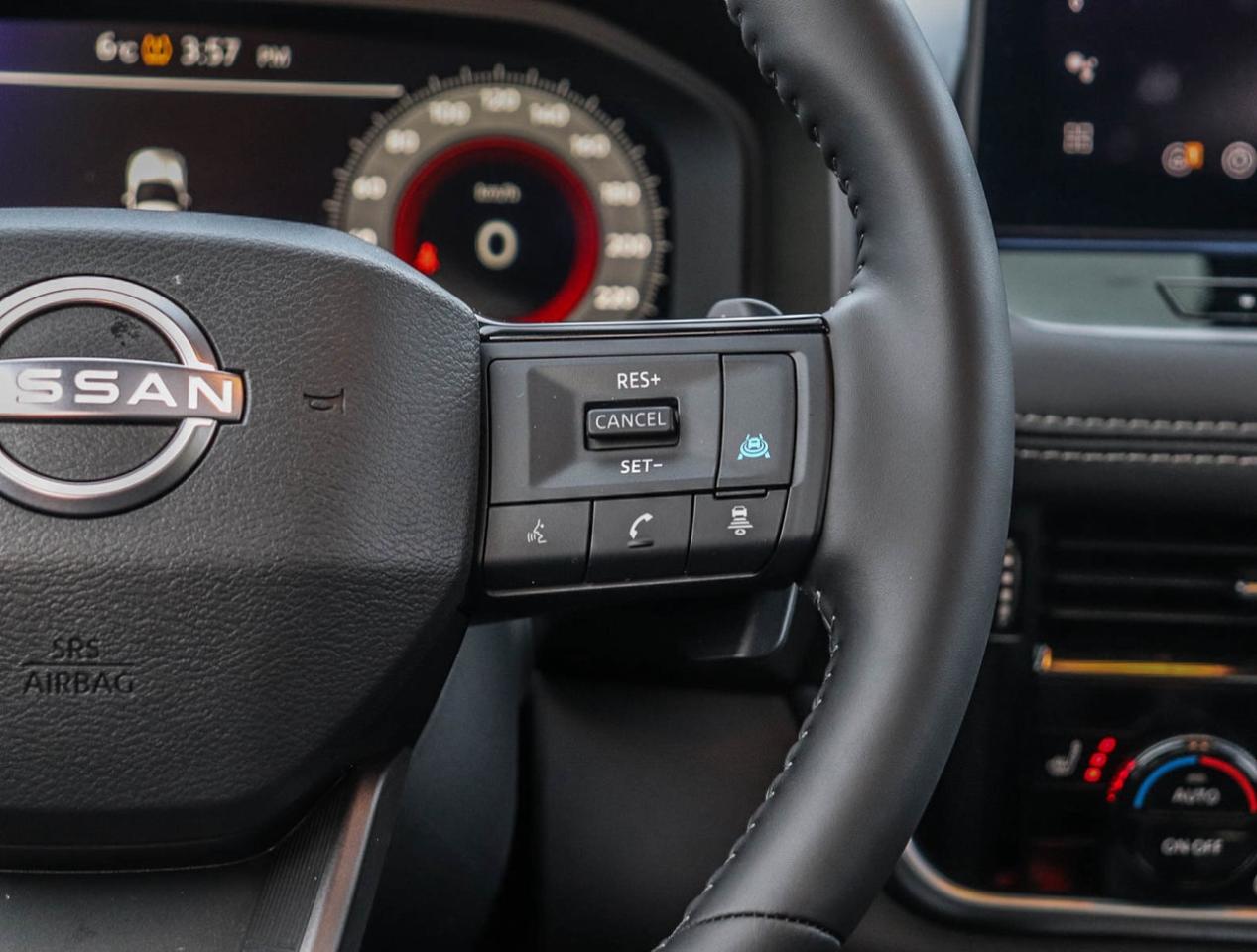 2026 Nissan Rogue Platinum Photo