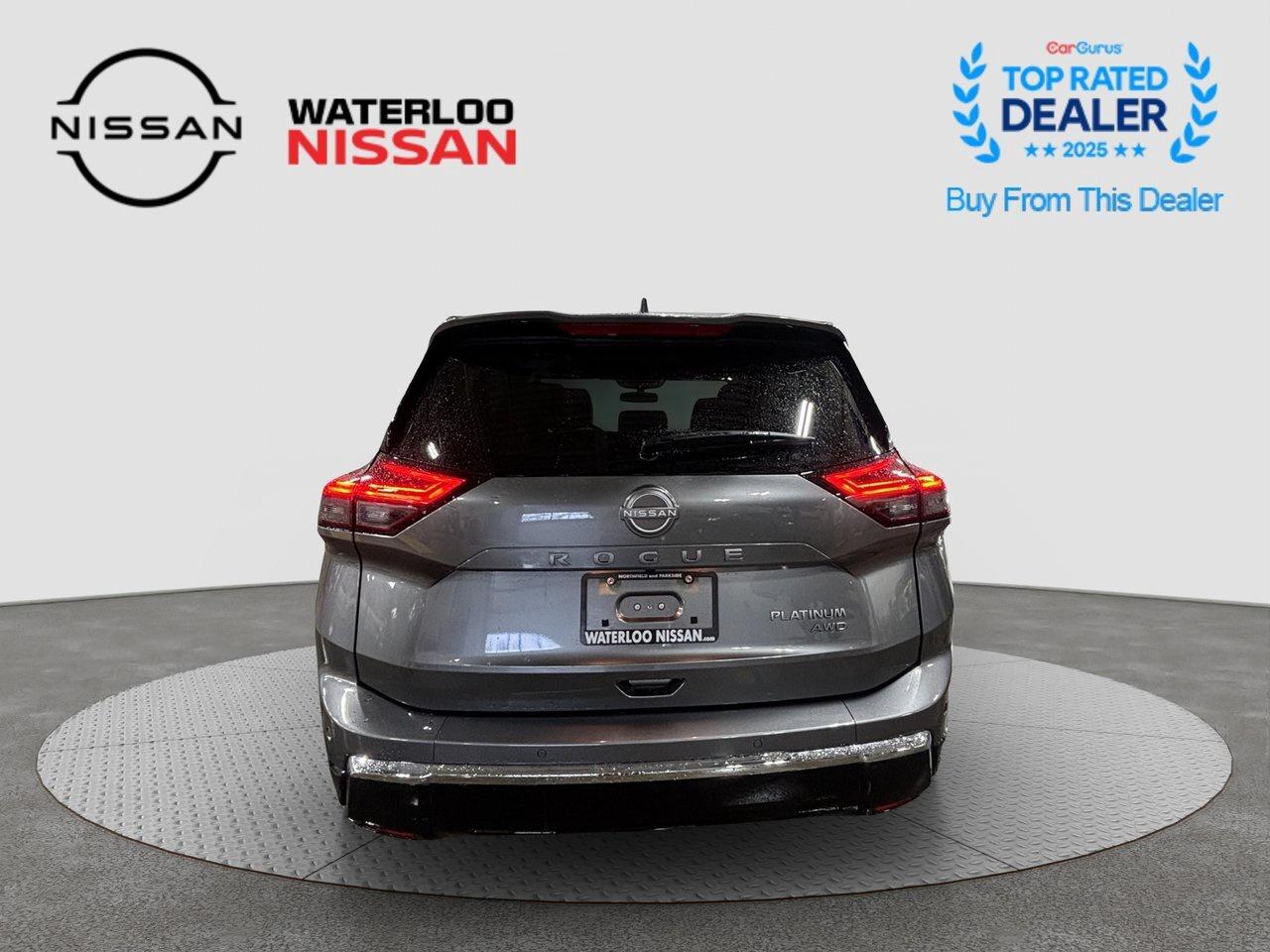 2026 Nissan Rogue Platinum Photo3