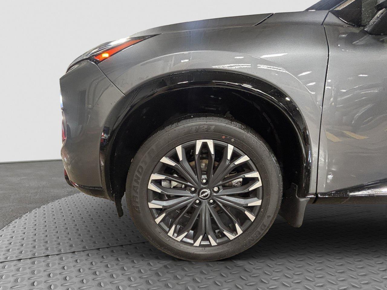 2026 Nissan Rogue Platinum Photo