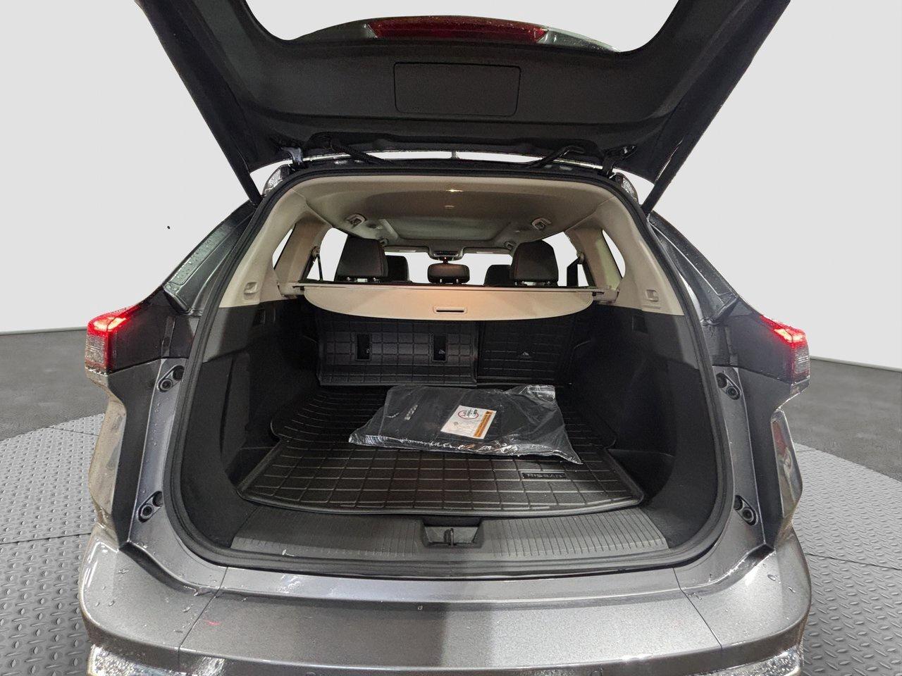 2026 Nissan Rogue Platinum Photo