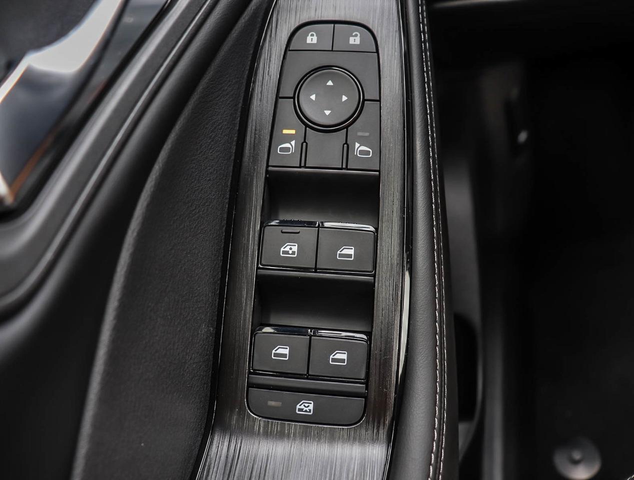 2026 Nissan Rogue S Photo