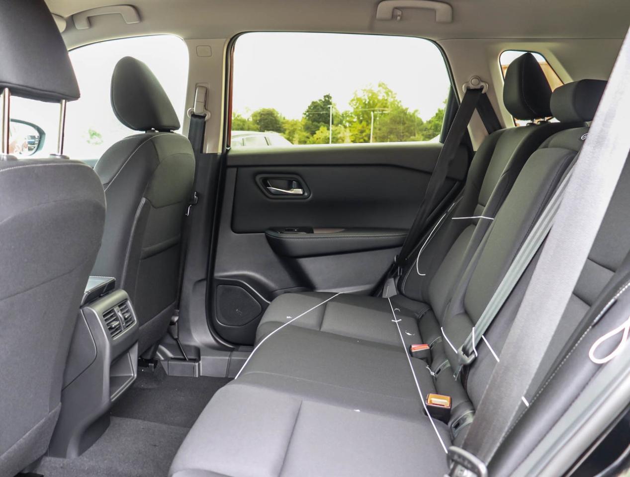 2026 Nissan Rogue S Photo