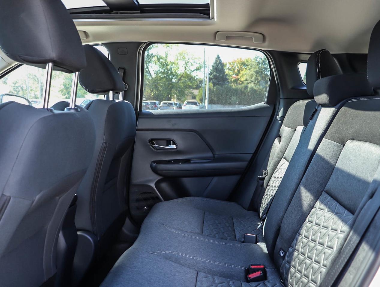 2026 Nissan Kicks SV PREMIUM AWD Photo