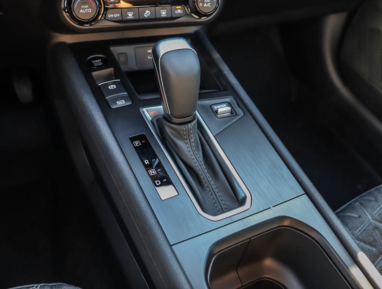 2026 Nissan Kicks SV PREMIUM AWD Photo