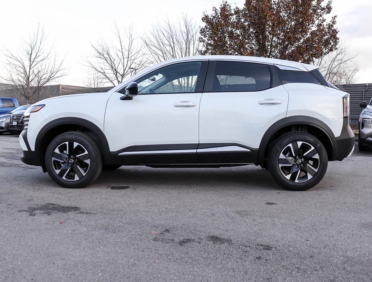 2026 Nissan Kicks SV AWD Photo4