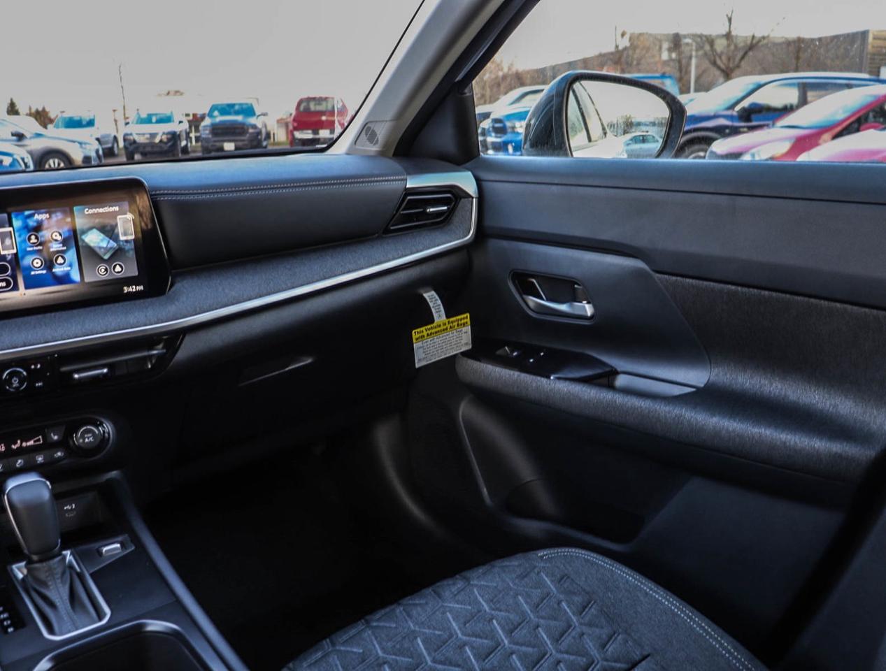 2026 Nissan Kicks SV AWD Photo