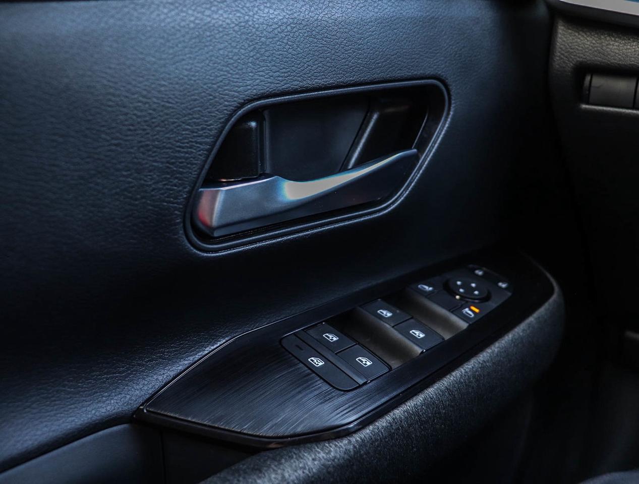 2026 Nissan Kicks SV AWD Photo