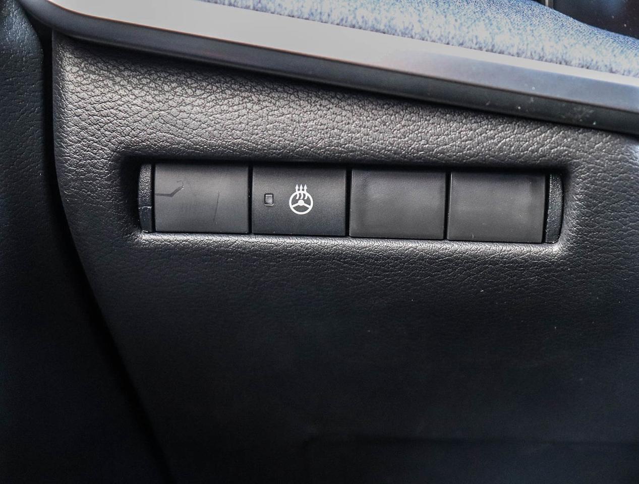 2026 Nissan Kicks SV AWD Photo