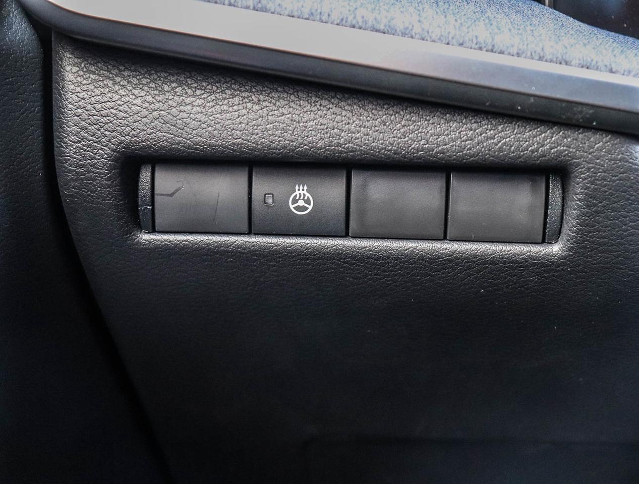 2026 Nissan Kicks SV AWD Photo