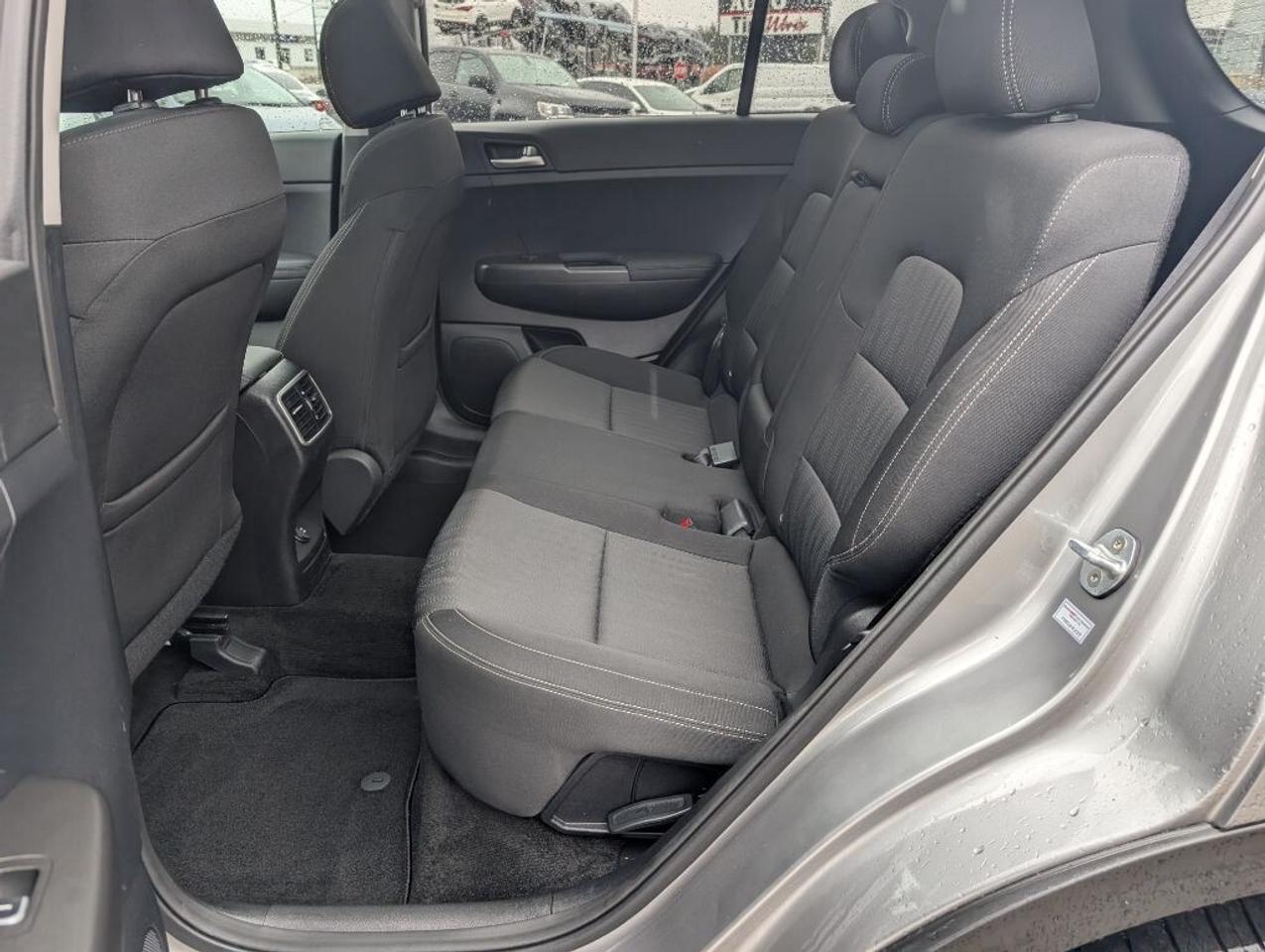 2020 Kia Sportage EX AWD  SUNROOF   CAMERA   HTD SEATS Photo