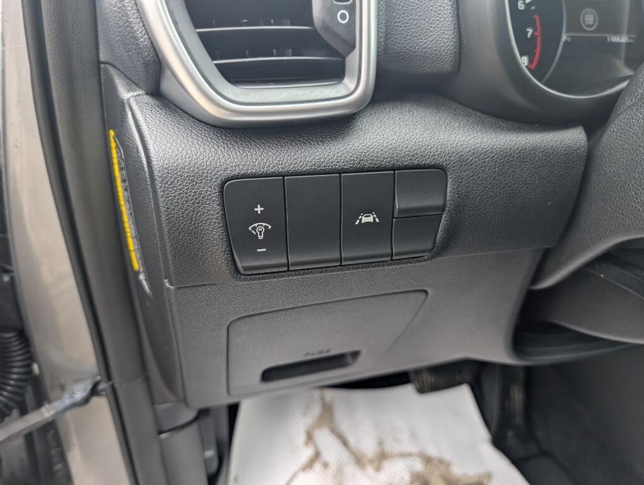 2020 Kia Sportage EX AWD  SUNROOF   CAMERA   HTD SEATS Photo