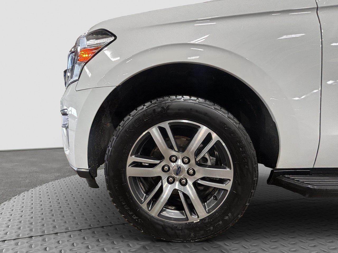 2024 Ford Expedition Limited MAX Photo