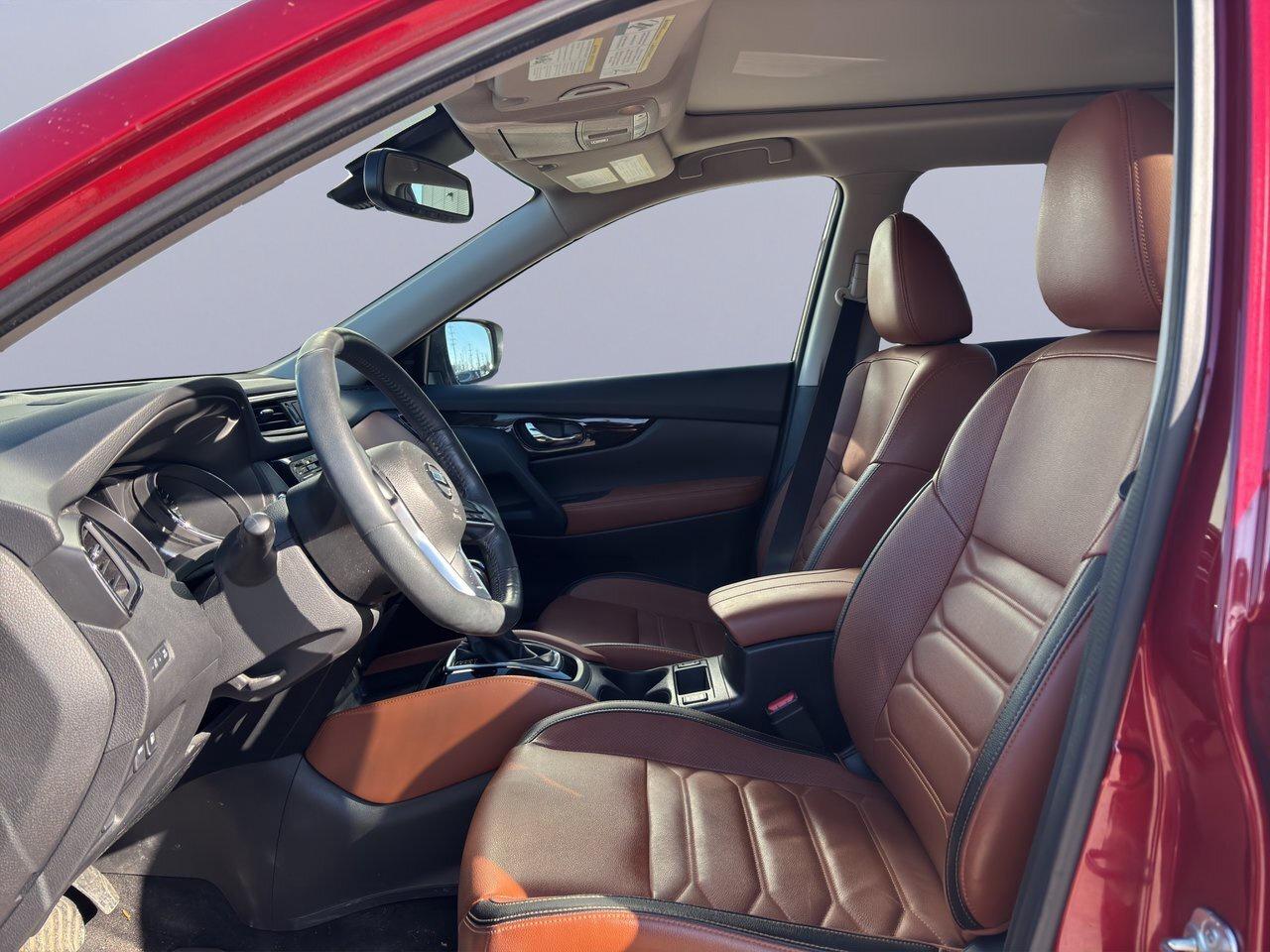 2018 Nissan Rogue SL Photo