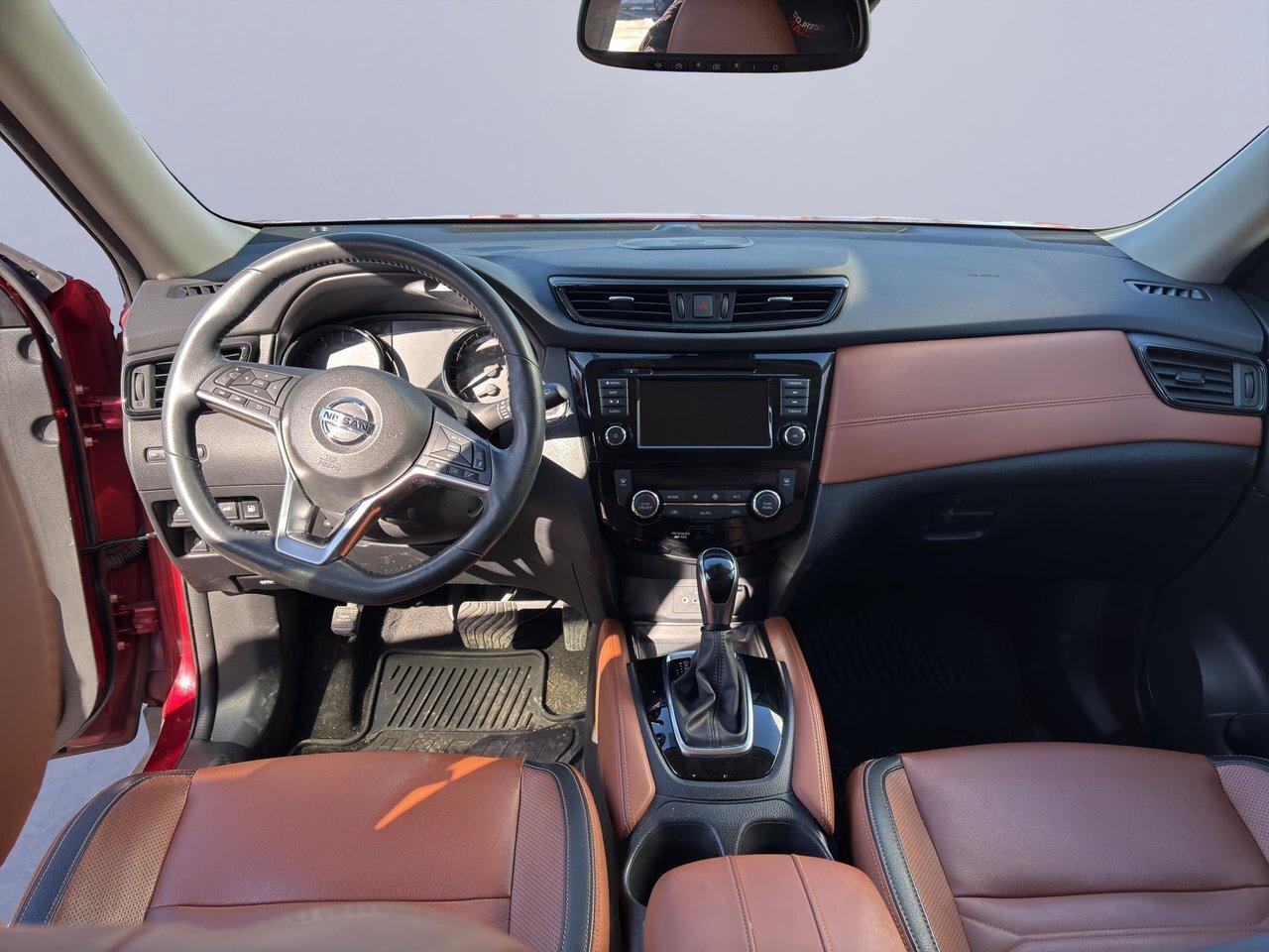 2018 Nissan Rogue SL Photo