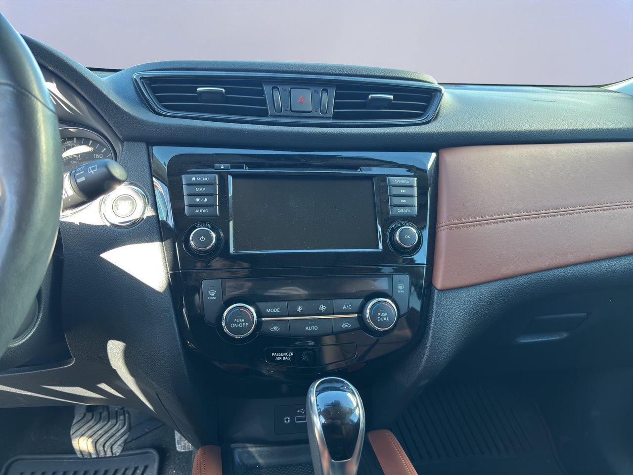 2018 Nissan Rogue SL Photo