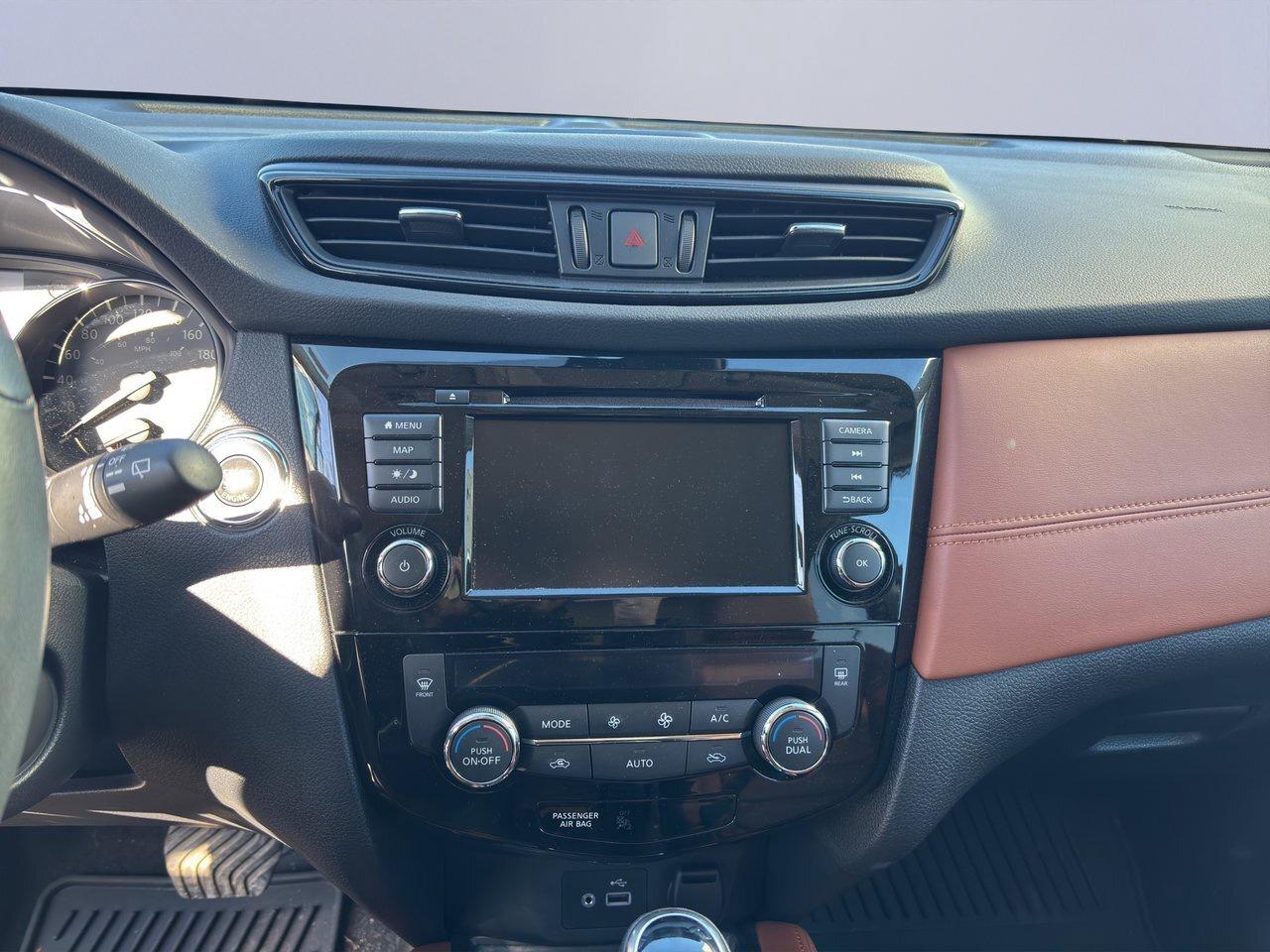 2018 Nissan Rogue SL Photo