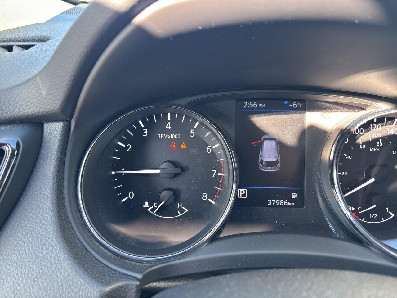 2018 Nissan Rogue SL Photo