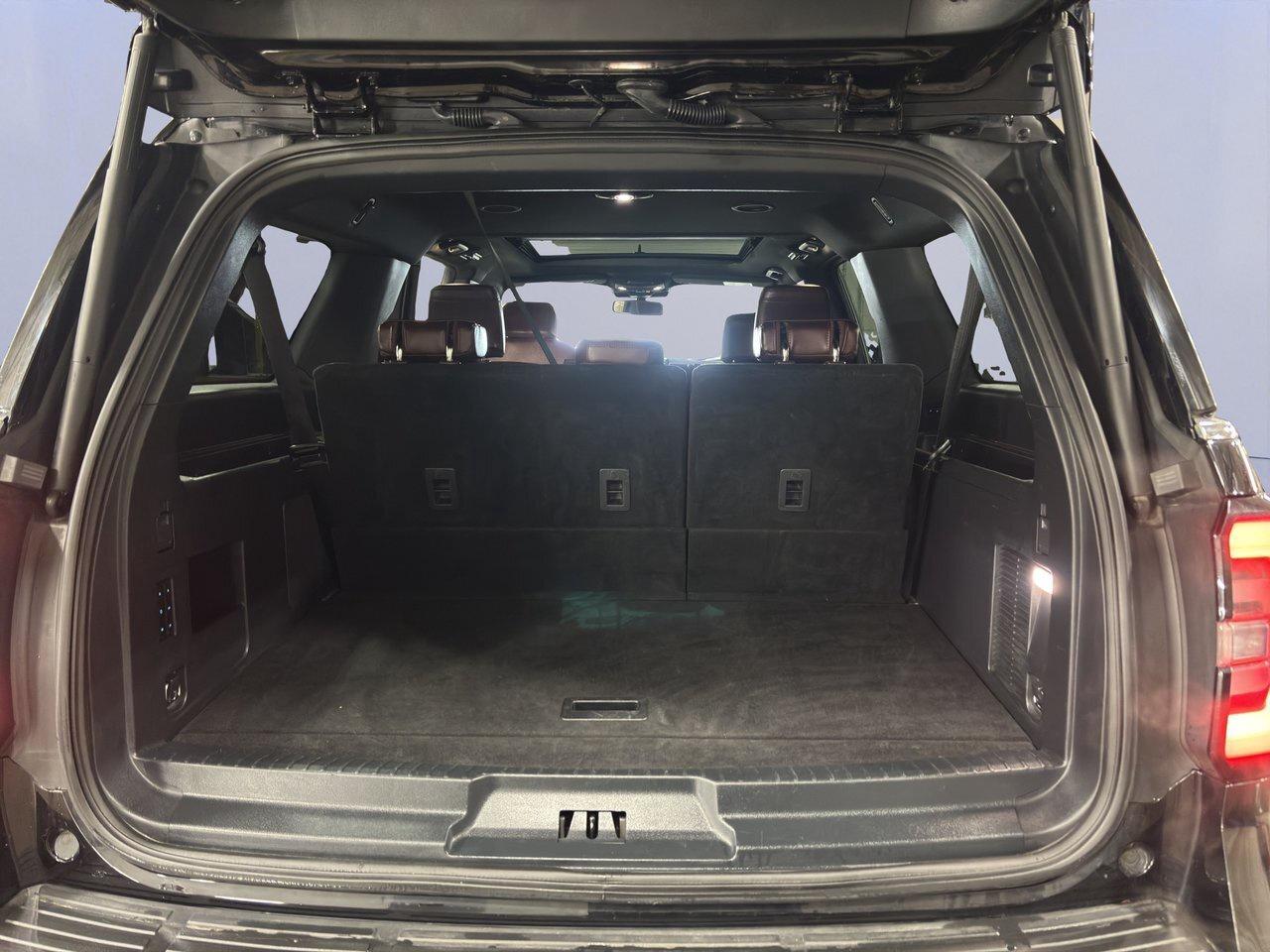 2024 Ford Expedition Limited MAX Photo