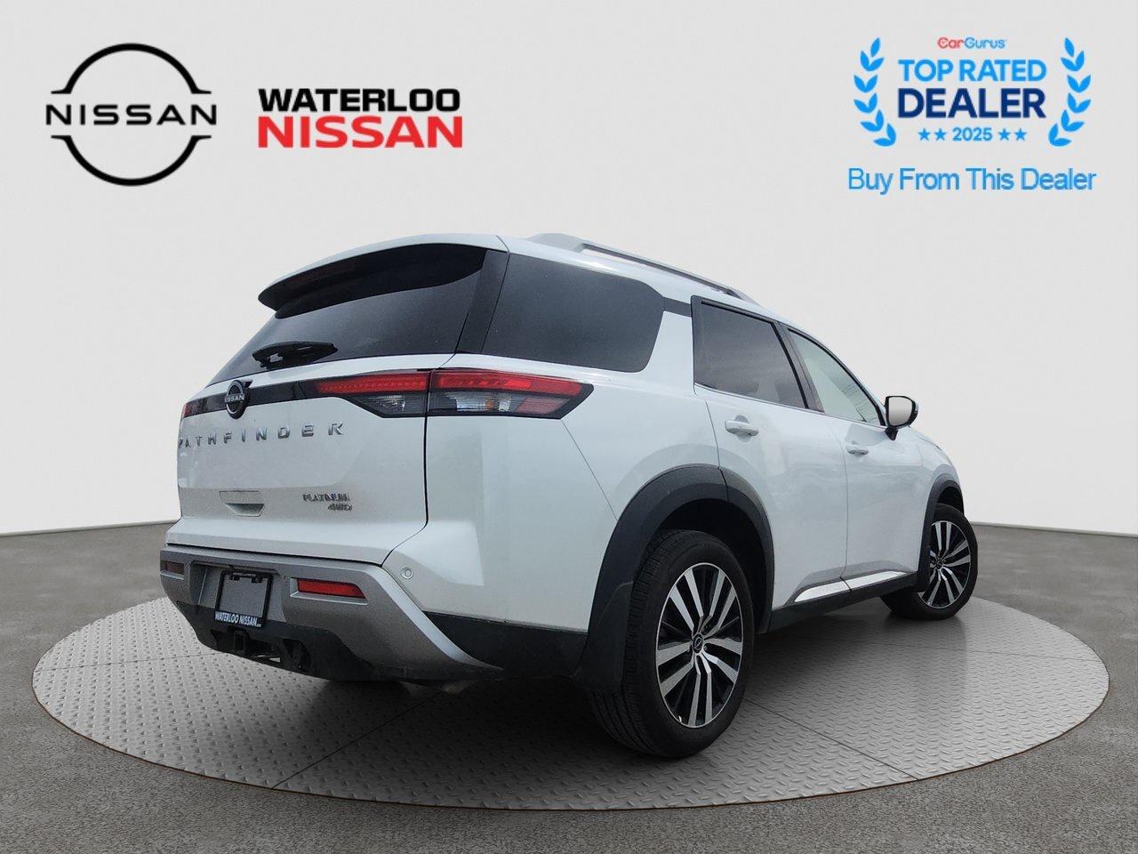 2025 Nissan Pathfinder Platinum Photo