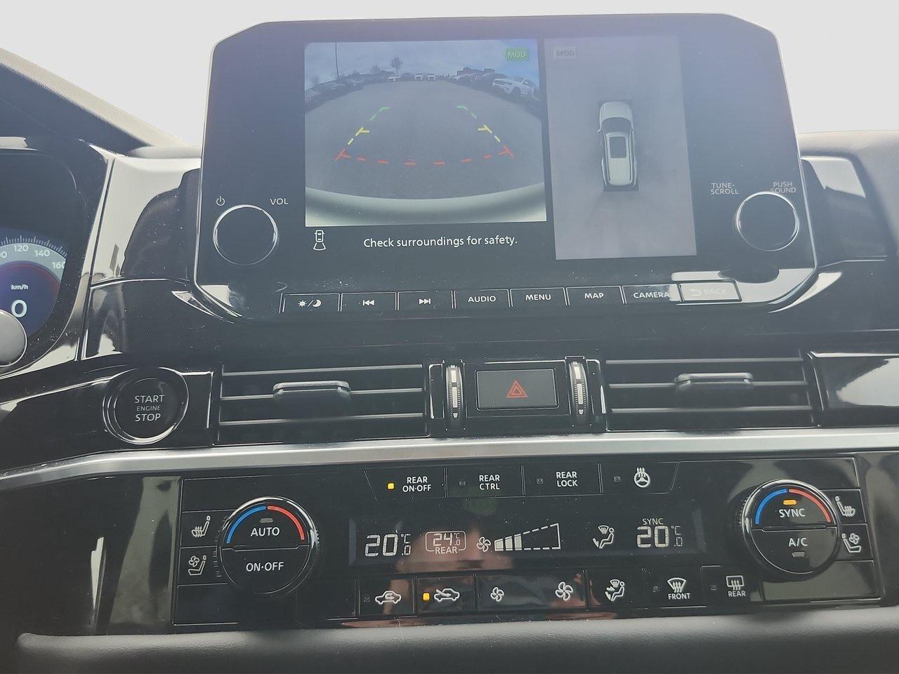 2025 Nissan Pathfinder Platinum Photo