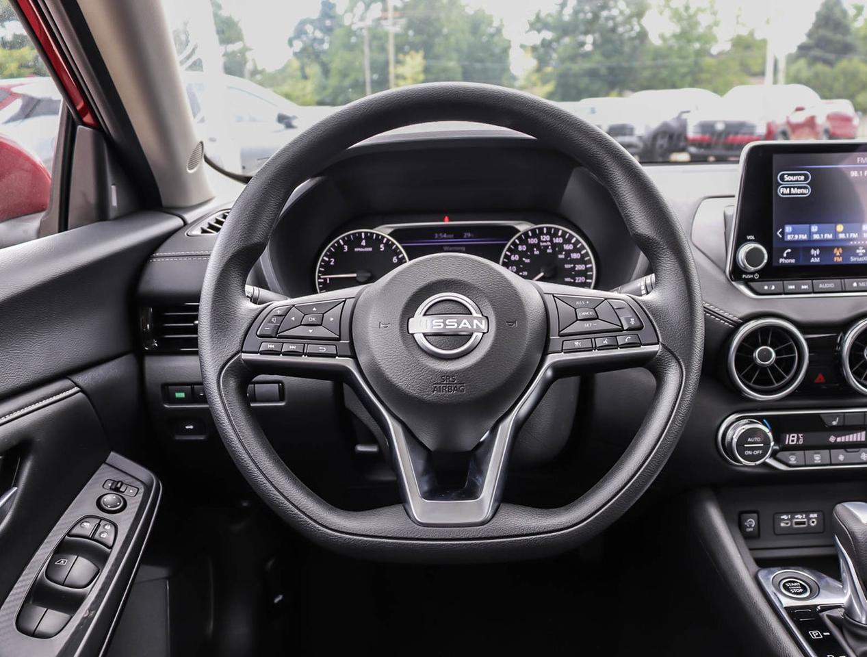 2025 Nissan Sentra SV MOONROOF Photo