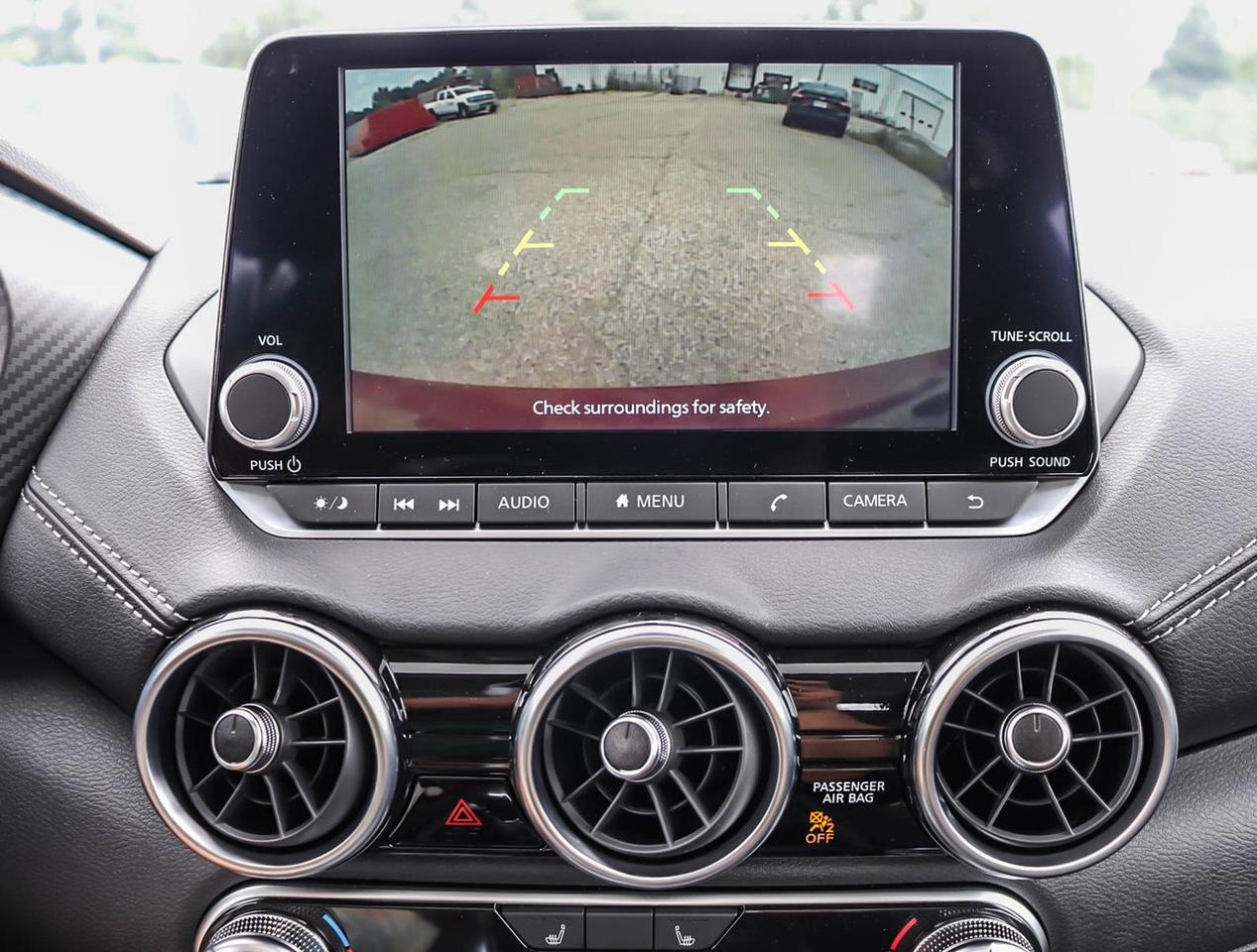 2025 Nissan Sentra SV MOONROOF Photo