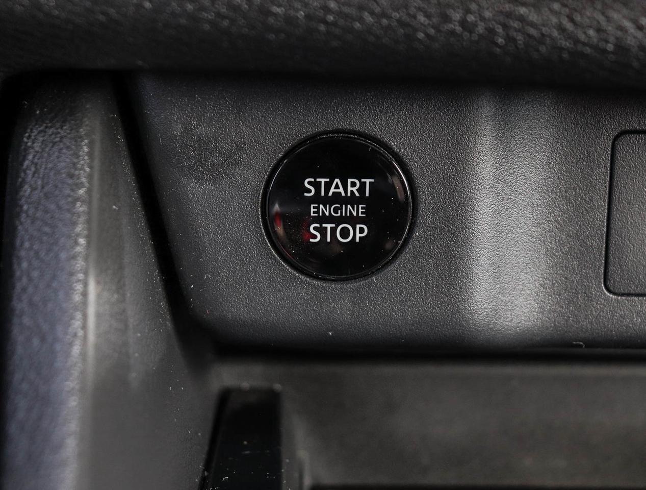 2026 Nissan Rogue S Photo