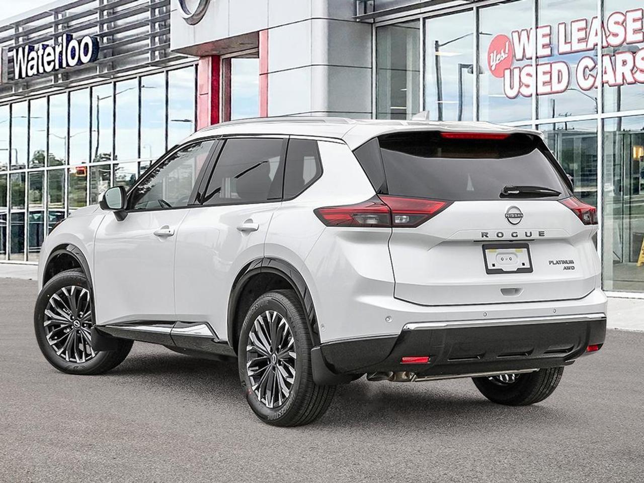 2026 Nissan Rogue Platinum Photo3