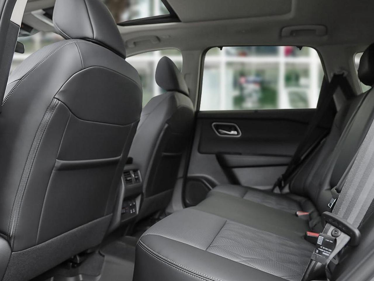 2026 Nissan Rogue Platinum Photo