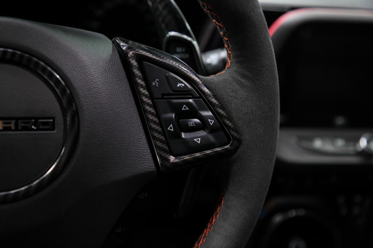 2023 Chevrolet Camaro ZL1 COUPE MANUAL 650HP NOACCDNT MAGNETICRIDE LSD Photo