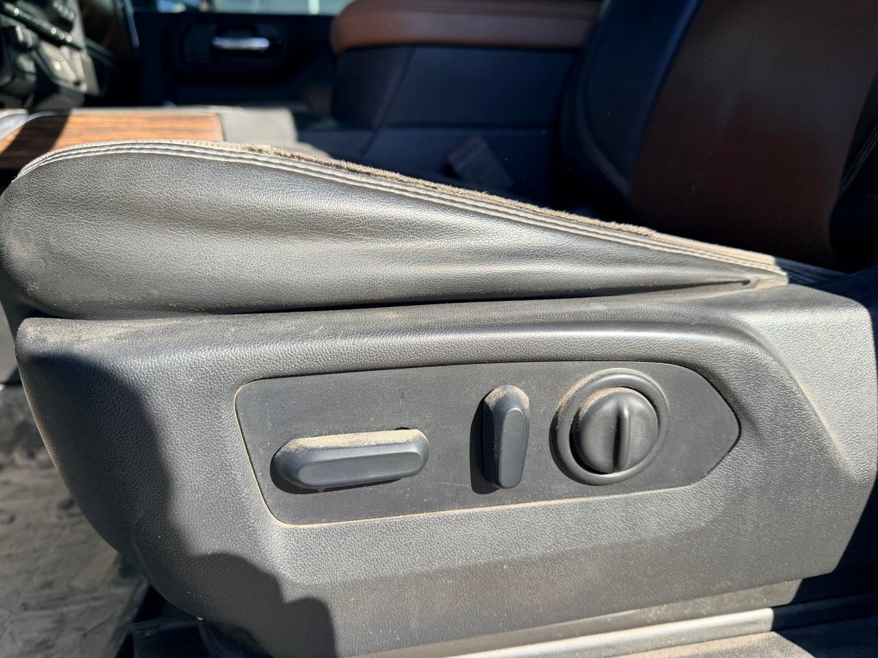 2022 Chevrolet SILVERADO 2500HD 4WD Crew Cab Standard Box High Country Photo