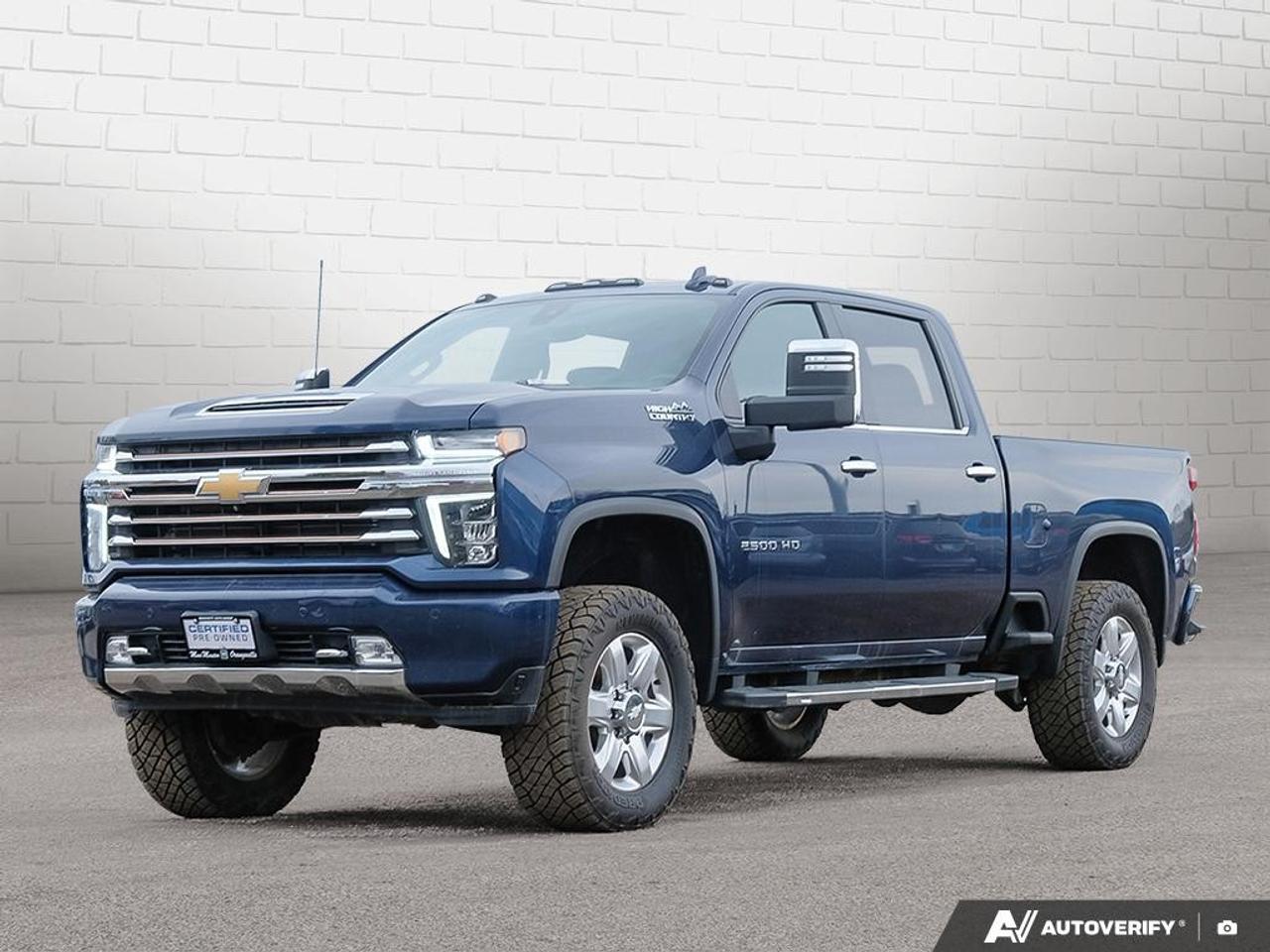 2022 Chevrolet SILVERADO 2500HD 4WD Crew Cab Standard Box High Country Photo0