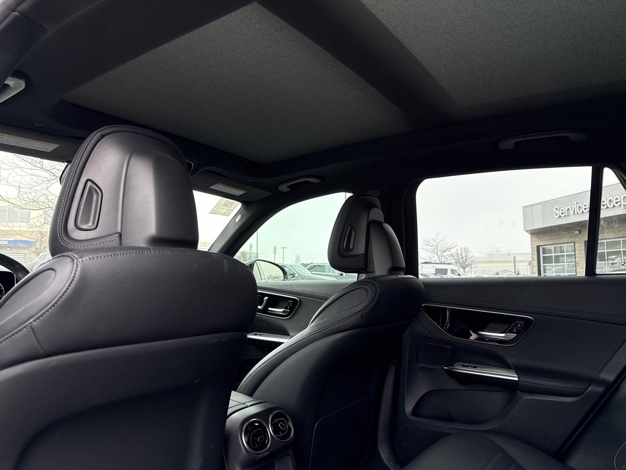 2024 Mercedes-Benz GLC AMG Line Driver Assist Exclusive Trim Parking Pkg Photo