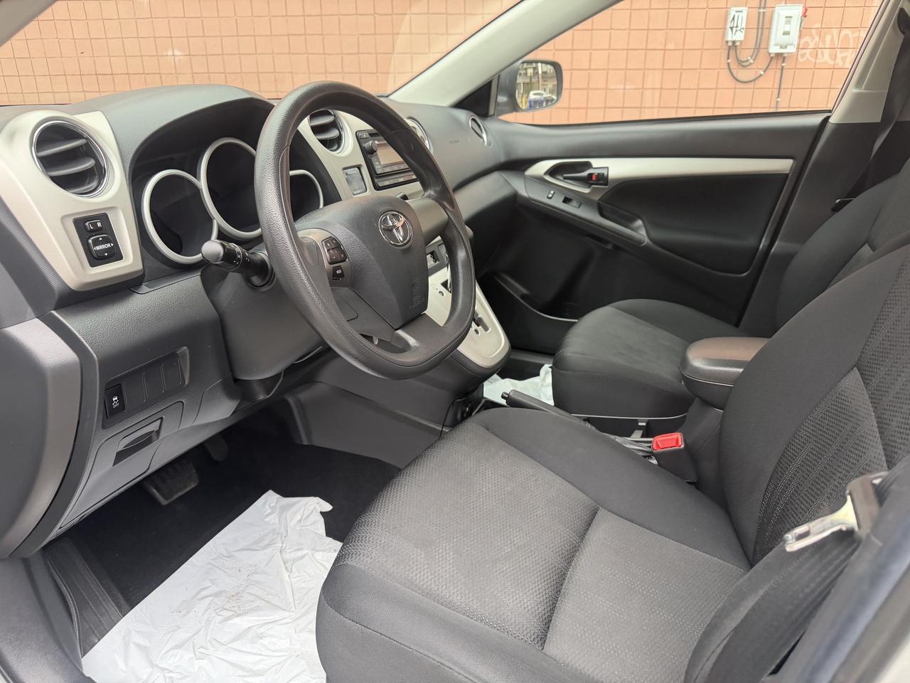 2013 Toyota Matrix Wgn Auto FWD !!! 67586 !!! CAR FAX CLEAN !!! MINT Photo