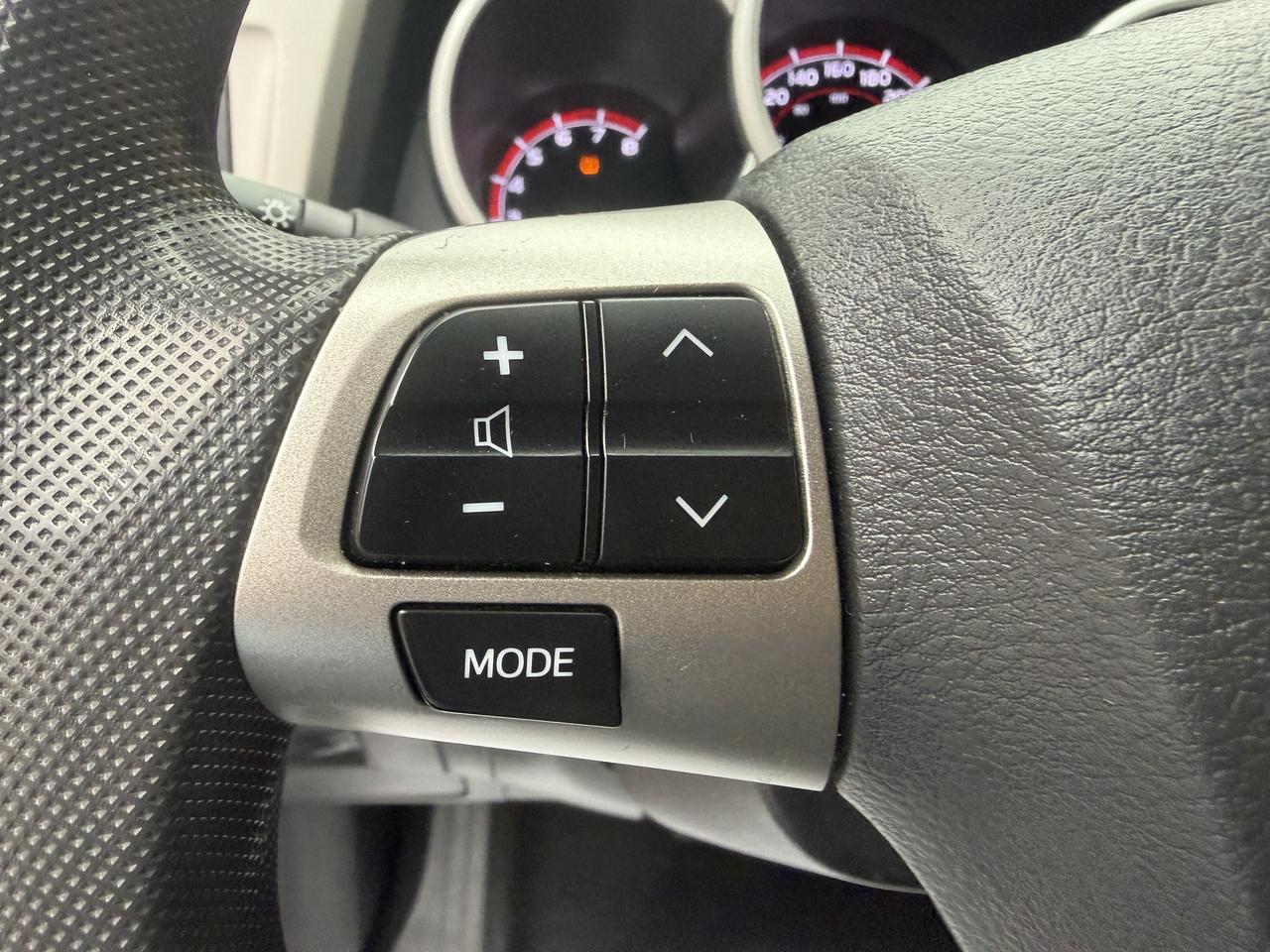 2013 Toyota Matrix Wgn Auto FWD !!! 67586 !!! CAR FAX CLEAN !!! MINT Photo