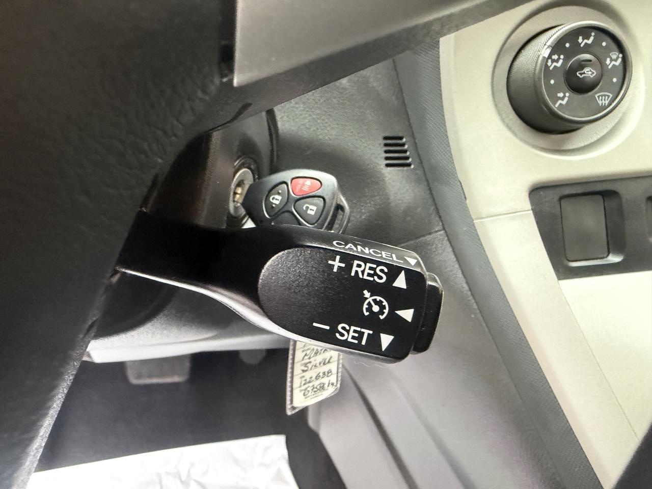 2013 Toyota Matrix Wgn Auto FWD !!! 67586 !!! CAR FAX CLEAN !!! MINT Photo