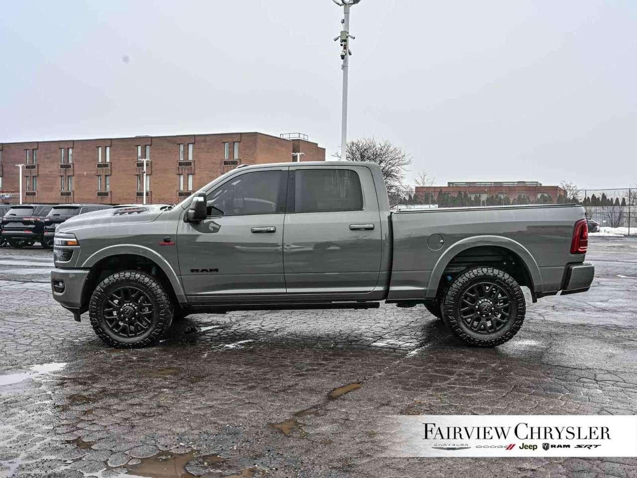 2026 RAM 2500 Limited 4x4 Crew Cab 6'4 Box NIGHT EDITION   SUNROOF   LEATHER   PWR BOARDS   DUAL ALTERNATORS Photo2