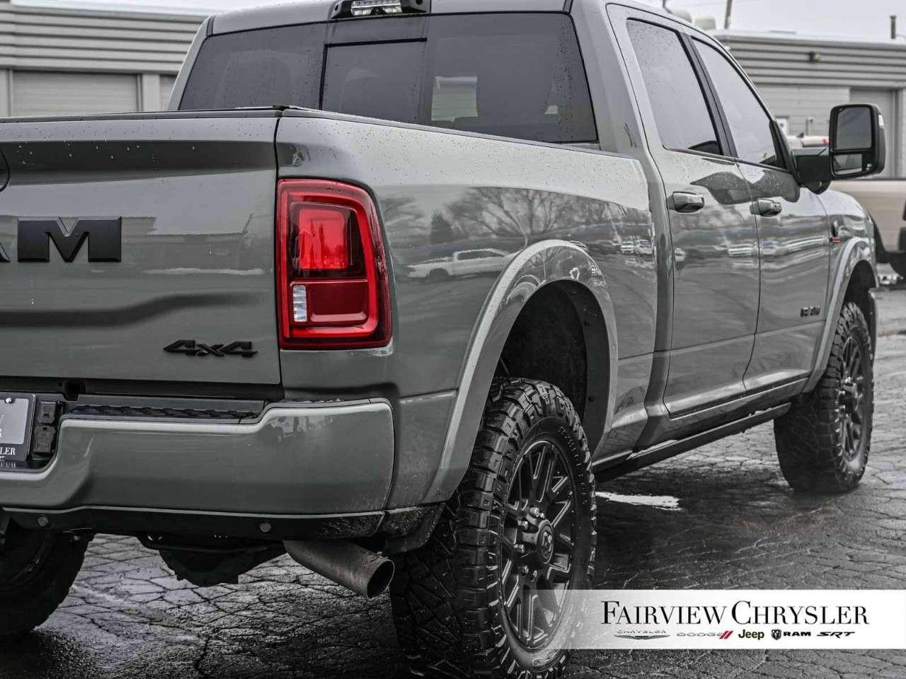 2026 RAM 2500 Limited 4x4 Crew Cab 6'4 Box NIGHT EDITION   SUNROOF   LEATHER   PWR BOARDS   DUAL ALTERNATORS Photo