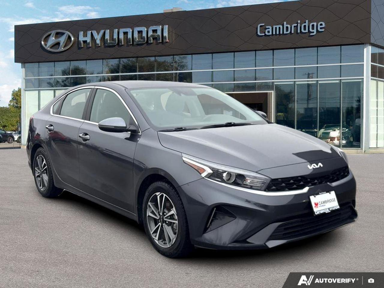 2024 Kia Forte EX+   NO ACCIDENTS   CARPLAY   6.0L/100KM Photo