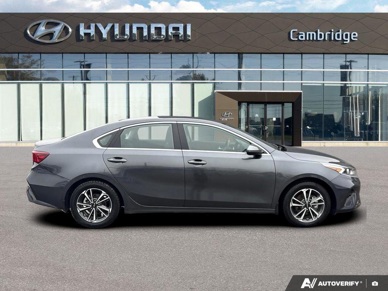 2024 Kia Forte EX+   NO ACCIDENTS   CARPLAY   6.0L/100KM Photo