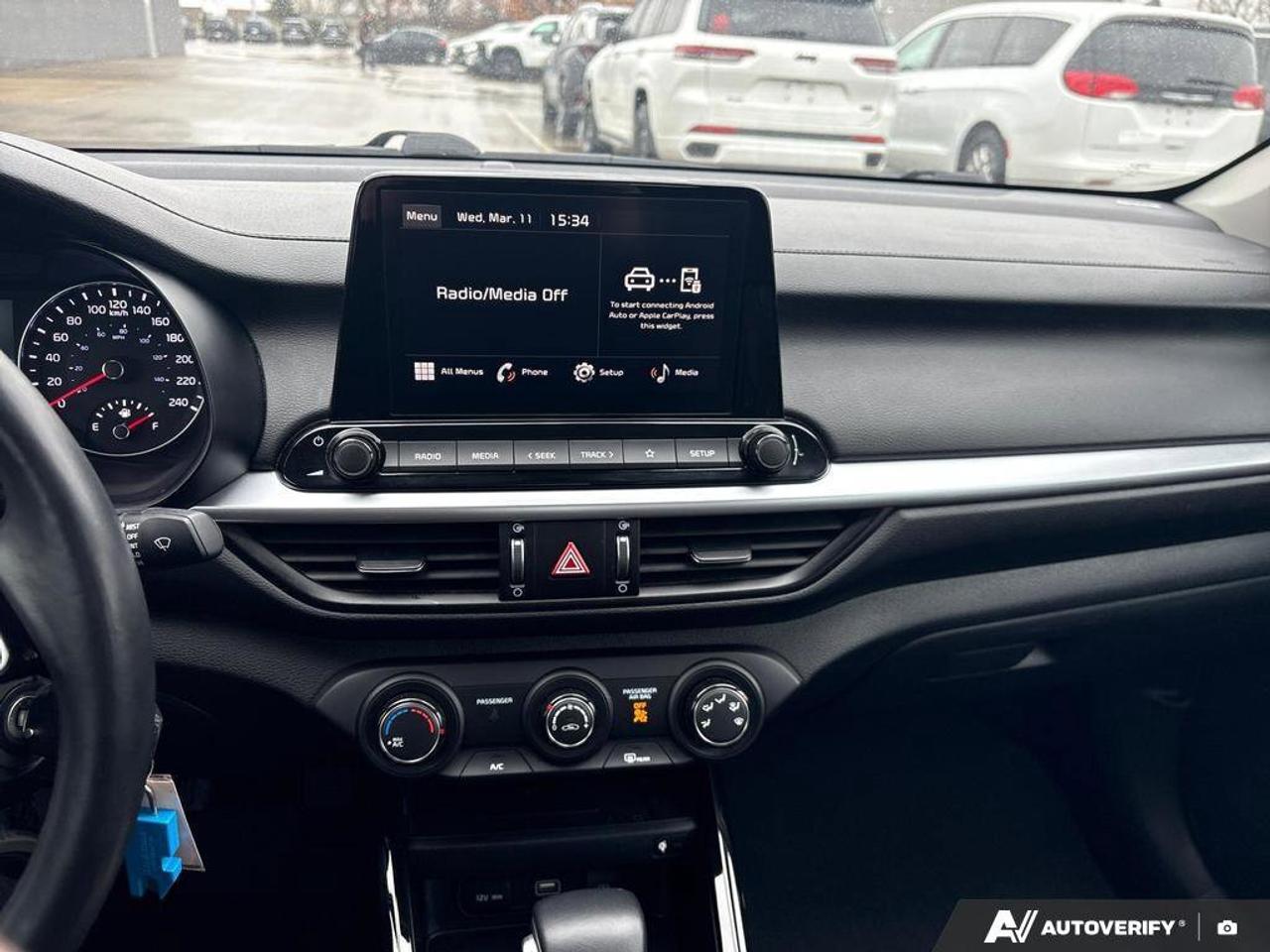 2024 Kia Forte EX+   NO ACCIDENTS   CARPLAY   6.0L/100KM Photo