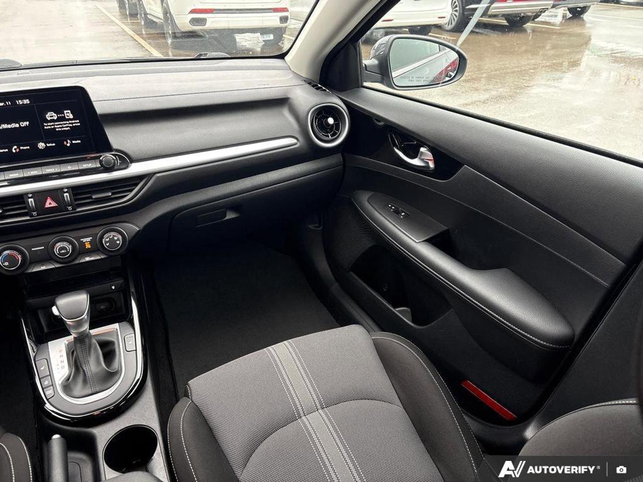 2024 Kia Forte EX+   NO ACCIDENTS   CARPLAY   6.0L/100KM Photo