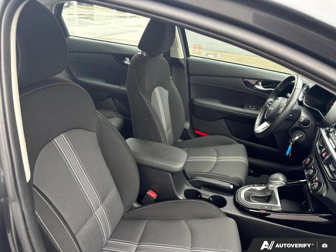 2024 Kia Forte EX+   NO ACCIDENTS   CARPLAY   6.0L/100KM Photo