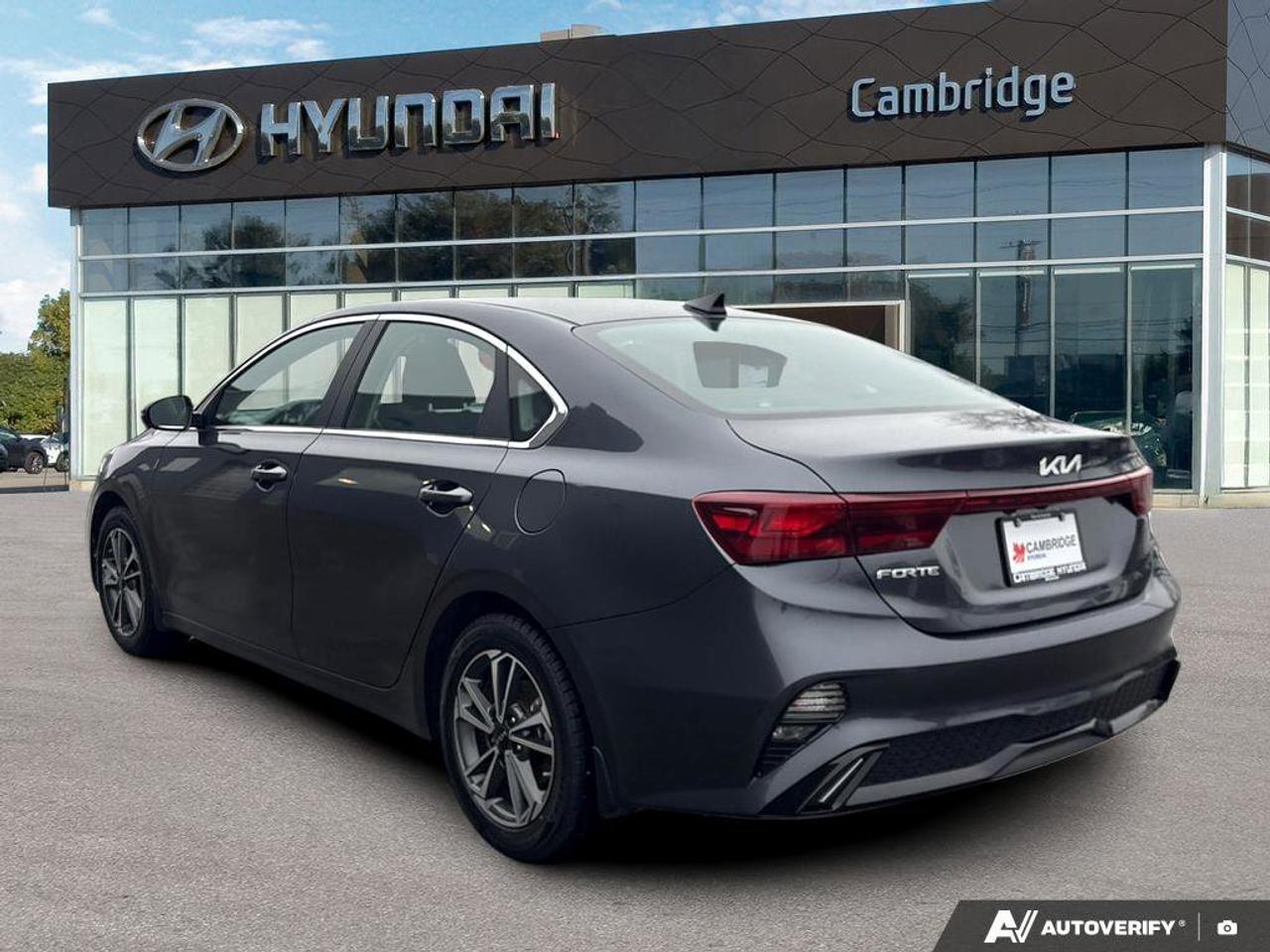 2024 Kia Forte EX+   NO ACCIDENTS   CARPLAY   6.0L/100KM Photo4