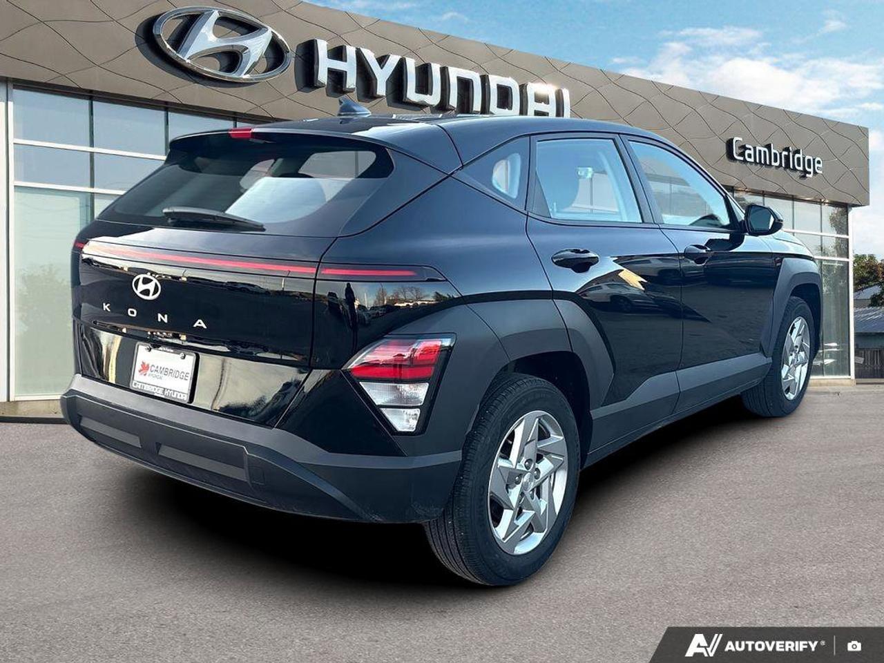 2024 Hyundai KONA Essential Photo