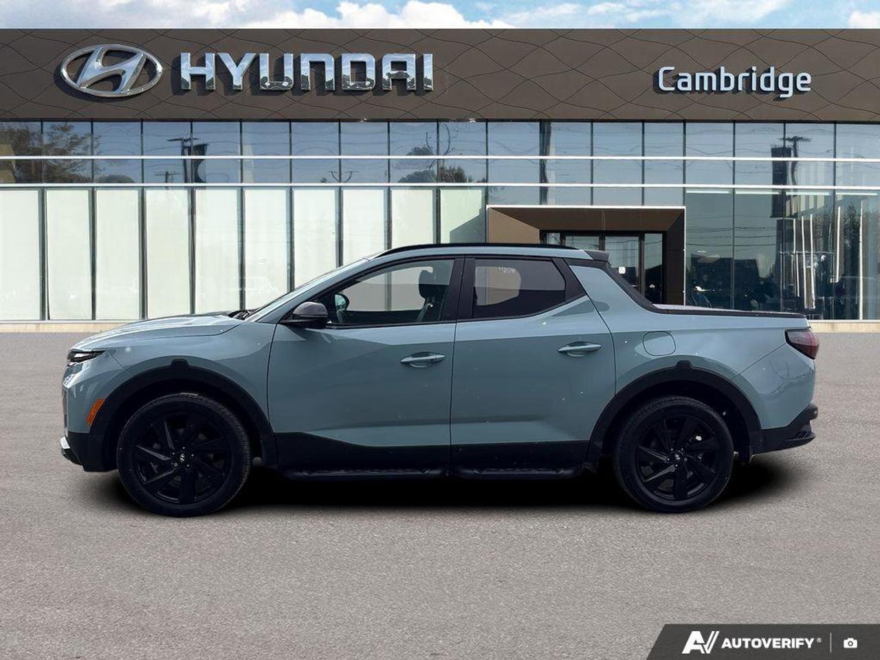 2023 Hyundai Santa Cruz Ultimate   NO ACCIDENTS   ONE OWNER   8.7L/100KM Photo