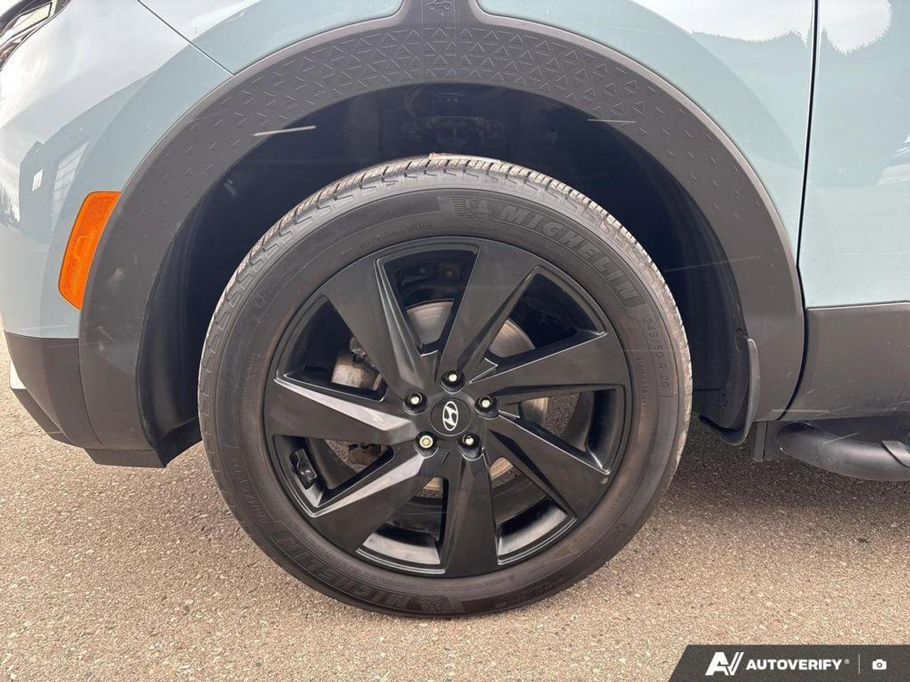 2023 Hyundai Santa Cruz Ultimate   NO ACCIDENTS   ONE OWNER   8.7L/100KM Photo
