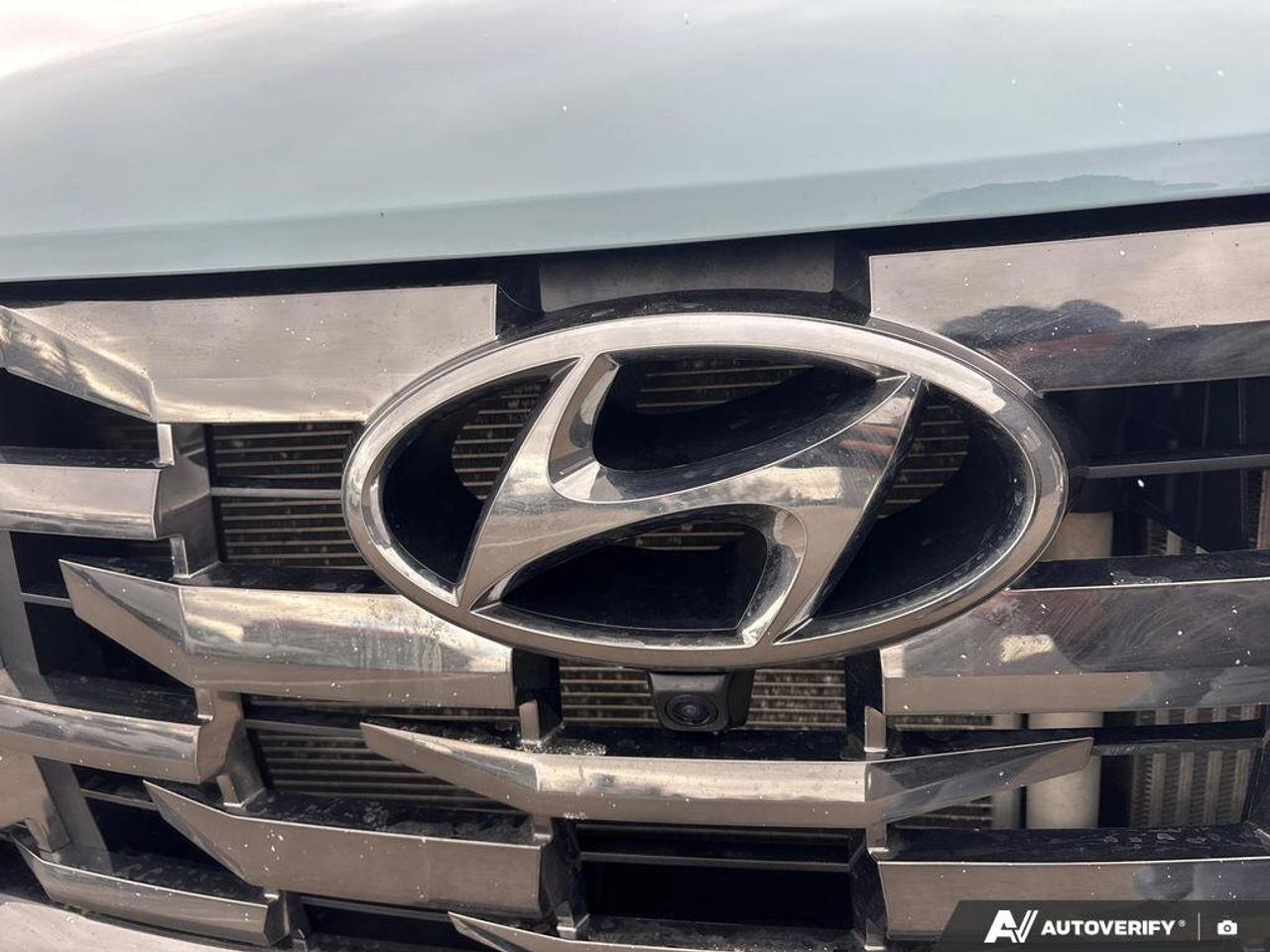 2023 Hyundai Santa Cruz Ultimate   NO ACCIDENTS   ONE OWNER   8.7L/100KM Photo
