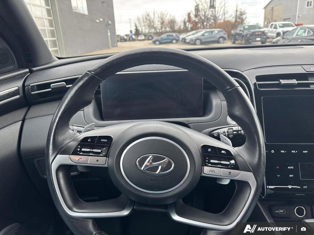 2023 Hyundai Santa Cruz Ultimate   NO ACCIDENTS   ONE OWNER   8.7L/100KM Photo